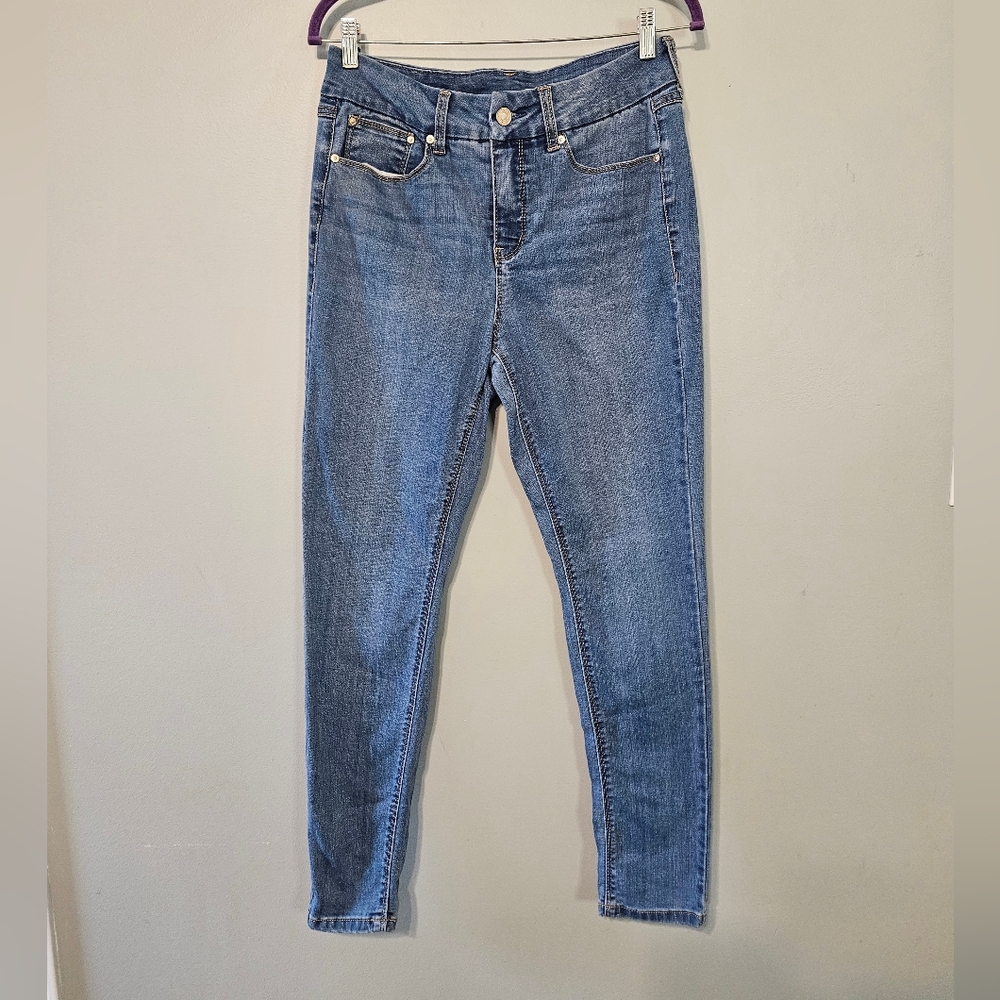 Seven7 Women's Blue Skinny Jeans - Classic Five-Pocket Style